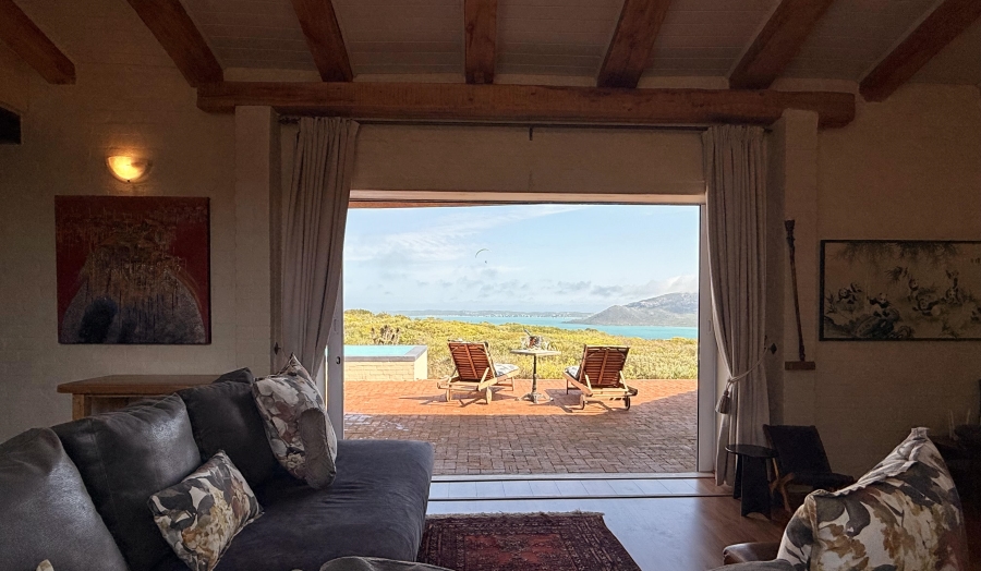 4 Bedroom Property for Sale in Myburgh Park Western Cape